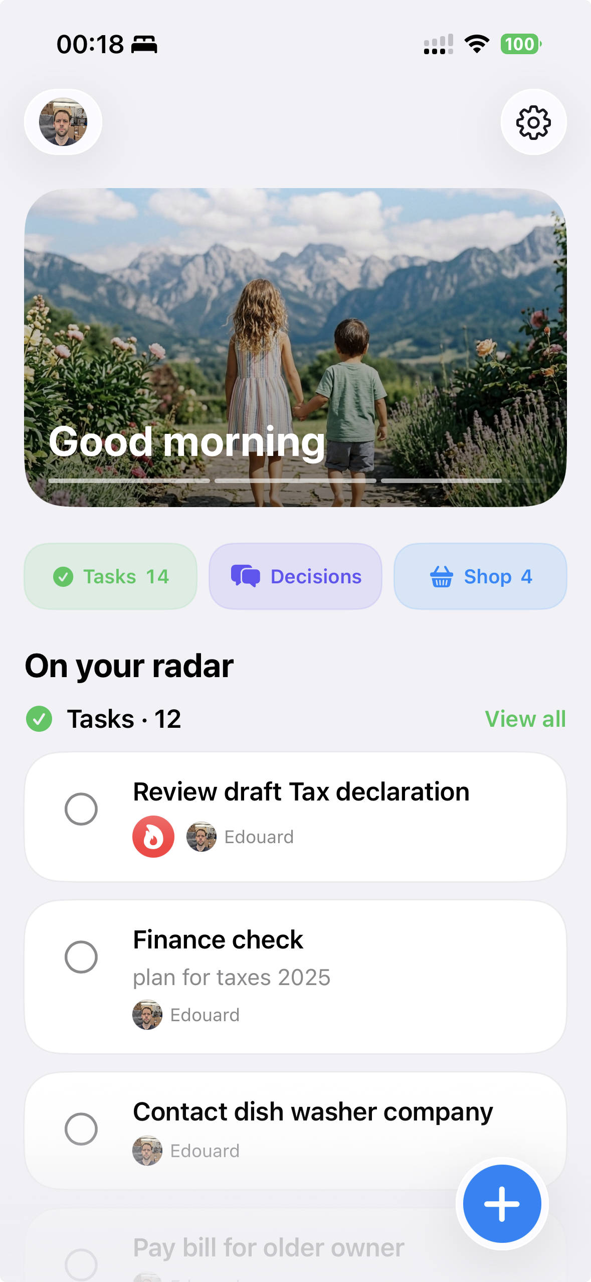 FamHead home screen showing shared tasks, decisions, shopping, and the family's daily overview.